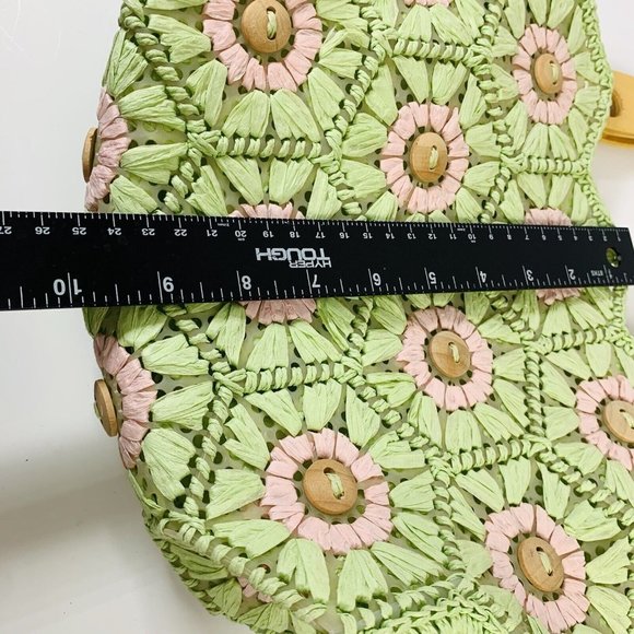Summer Beach Cottage Straw Button Handbag Flower Lime Pink Wood Handles Purse - Picture 11 of 13